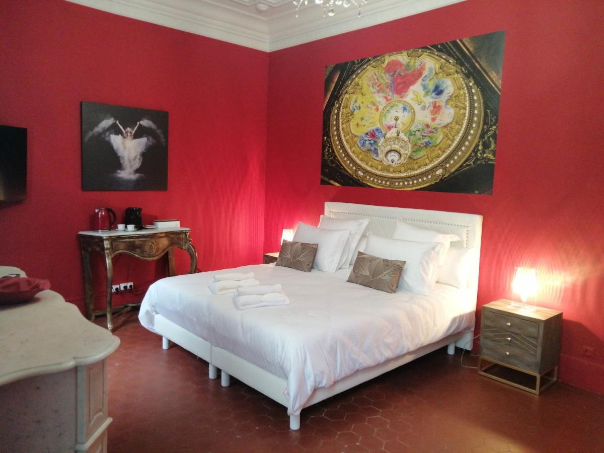 Les Jardins De La Fontaine Bed & Breakfast Ales Exterior photo
